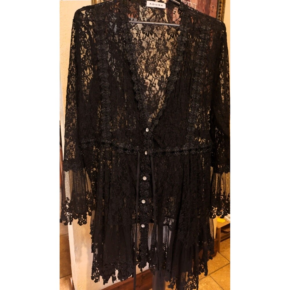 ADORE Black Floral Lace Button-Down Duster/Robe w Long Bell Sleeves Uneven Hem - Picture 9 of 10